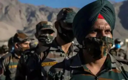 ഓപ്പറേഷൻ സിന്ദൂർ: 100-ലധികം ഭീകരരെ വധിച്ചു; പാക് വ്യോമ താവളങ്ങളും റഡാർ കേന്ദ്രങ്ങളും തർത്തു; ഇന്ത്യൻ സൈന്യം