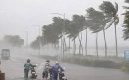 കൺട്രോൾ റൂം പ്രവർത്തിക്കുന്നു