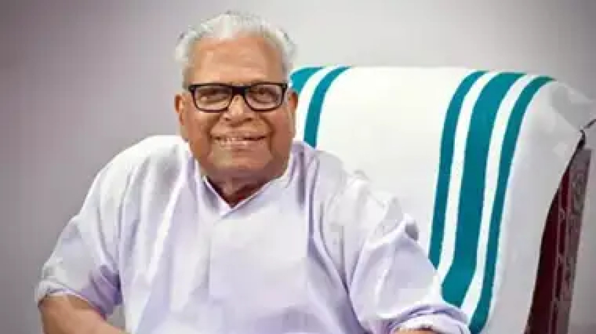 'നമുക്കൊന്നുമില്ലാത്ത ആരോഗ്യം വിഎസിനുണ്ട്, ഈ പ്രതിസന്ധിയെ മറികടക്കുമെന്ന് പ്രതീക്ഷ'