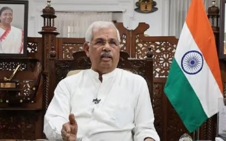 കാലിക്കറ്റ് സർവകലാശാല വൈസ് ചാൻസലർ നിയമനം: സേർച്ച് കമ്മിറ്റി ക്ക് അംഗീകാരം നൽകി ഗവർണർ. മൂന്നംഗ കമ്മിറ്റി യിൽ ചാൻസലറുടെ നോമി നിയും യുജിസി പ്രതിനി ധിയും സിൻഡിക്കേറ്റ് പ്രതി നിധിയും