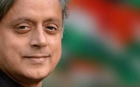 ശശിയാവുമോ കോൺഗ്രസ്. പ്രചാരണം ചൂടുപിടിച്ചിട്ടും തദ്ദേശത്തിരഞ്ഞെടുപ്പ് ശശി തരൂർ എം.പിയെ കാണാനില്ല. കുടുംബാധിപത്യത്തെ കുറിച്ച് ലേഖനമെഴുതിയ തരൂരിന് വോട്ട് കൊള്ളയിൽ നിലപാടില്ല. ബിജെപിയെ പ്രീണിപ്പിക്കാൻ തരൂരിന്റെ നീക്കമെന്ന് സംശയിച്ച് കോൺഗ്രസ്. നിർണായക ഘട്ടങ്ങളിൽ കോൺഗ്രസിനെ പിന്നിൽ നിന്ന് കുത്തുന്ന തരൂരിനെതിരെ കൂടുതൽ നേതാക്കൾ രംഗത്ത്