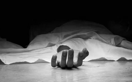 ഭാര്യയേയും മകനേയും യാത്രയാക്കാനെത്തി. ല ഗേജ് കയറ്റിയ ശേഷം അതേ ട്രെയിനിനടിയിലേക്ക് യുവാവ് വീണു. ദാരുണാന്ത്യം