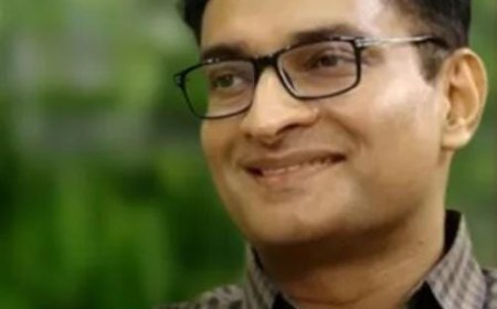 ഐഎഎസ് ഉദ്യോഗസ്ഥൻ എൻ പ്രശാന്തിന്റെ സസ്പെൻഷൻഷൻ കേന്ദ്ര സർക്കാർ വീണ്ടും നീട്ടി. സ സ്പെൻഷൻ കാലയളവ് നീട്ടുന്നത് സംസ്ഥാന സർക്കാറിന്റെ അഭ്യർത്ഥന മാനിച്ച്