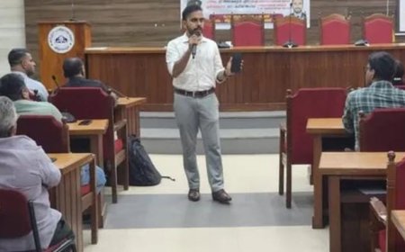 ഒന്നിക്കാം ലഹരിക്കെതിരെ': എക്സൈസ് വകുപ്പിന്റെയും വിമുക്തി മിഷന്റെയും ആഭിമുഖ്യത്തിൽ സർക്കാർ ജീവനക്കാർക്കായി ലഹരി വിരുദ്ധ ബോധവത്കരണ പരിപാടി സംഘടിപ്പിച്ചു