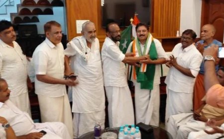 ടി.കെ. അഷറഫ് പൊന്നാനി നഗരസഭസ്ഥാനാർത്ഥി