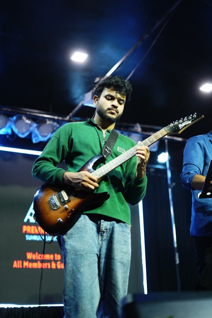 വ്യത്യസ്തമായ മ്യൂസിക് ബാന്റുമായി ഭാരത് വോയിസ്  ബാൻഡിന്റെ പരിപാടി അരങ്ങേറി