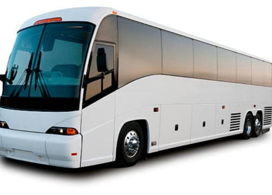 കർണാടകയിൽ എല്ലാ ബസ്സുകളിലും എമർജൻസി എക്സിറ്റ് വാതിലുകൾ നിർബന്ധം