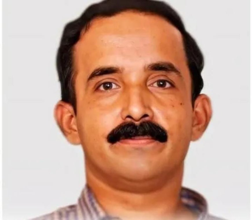 തലനാട് ചോനമലയിൽ കടന്നൽ കുത്തേറ്റ് മധ്യവയസ്കൻ മരിച്ചു. കൃഷിയിടത്തിൽ ജോലി ചെയ്യുന്നതിനിടെയായിരു ന്നു കടന്നൽ ആക്രമണം. കടന്നൽ കുത്തേറ്റത് സംസാരശേഷിയില്ലാത്ത ആൾക്ക്. ആശുപതിയിൽ എത്തിച്ചപ്പോഴേയ്ക്കും ശരീരത്തിന്റെ നിറം പോലും മാറിയിരുന്നു