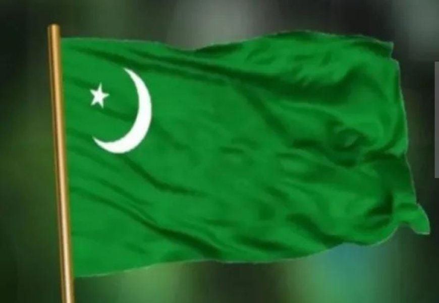 മലപ്പുറം മാറാക്കരയിൽ മുസ്ലിം ലീഗിൽ കൂട്ടരാജി. വാർഡ് മെമ്പറും വാർഡ് ലീഗ് പ്രസിഡന്റും ഉൾപ്പെടെ 150 പേർ പാർട്ടി വിട്ടു