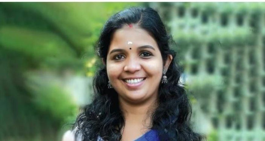 തിരഞ്ഞെടുപ്പ് പ്രചാരണത്തിനിടെ തെരുവുനായ ആക്രമിച്ചു; യുഡിഎഫ് സ്ഥാനാർഥിക്ക് പരുക്ക്