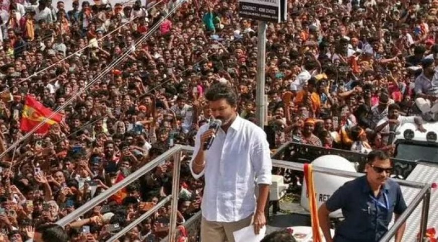 കരൂർ ദുരന്തത്തിനു പിന്നാലെ സംസ്ഥാന പര്യടനം വീണ്ടും തുടങ്ങാൻ വിജയ്; പൊലീസിനോട് അനുമതി തേടി