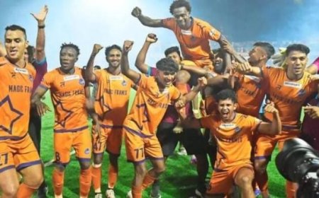 ‌സൂപ്പര്‍ ലീഗ് കേരള ചാമ്പ്യന്മാരെ അറിയാൻ മണിക്കൂറുകൾ മാത്രം ബാക്കി; തൃശൂർ – കണ്ണൂർ ഫെെനൽ നാളെ