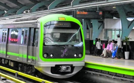 ബെംഗളൂരു നമ്മ മെട്രോയില്‍ യാത്ര ചെയ്യുന്നതിനിടെ സഹയാത്രികൻ യുവതിയോട് മോശമായി പെരുമാറിയെന്ന് പരാതി