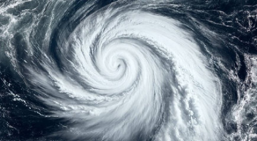 ചക്രവാതച്ചുഴി; സംസ്ഥാനത്ത് വീണ്ടും മഴ വരുന്നു, രണ്ടു ജില്ലകളില്‍ യെല്ലോ അലര്‍ട്ട്*