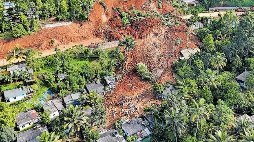 അടിമാലിയിൽ മണ്ണിടിച്ചിലിൽ മരിച്ച ബിജുവിന്റെ കുടുംബത്തിന് ഒരു ലക്ഷം രൂപ നൽകി.