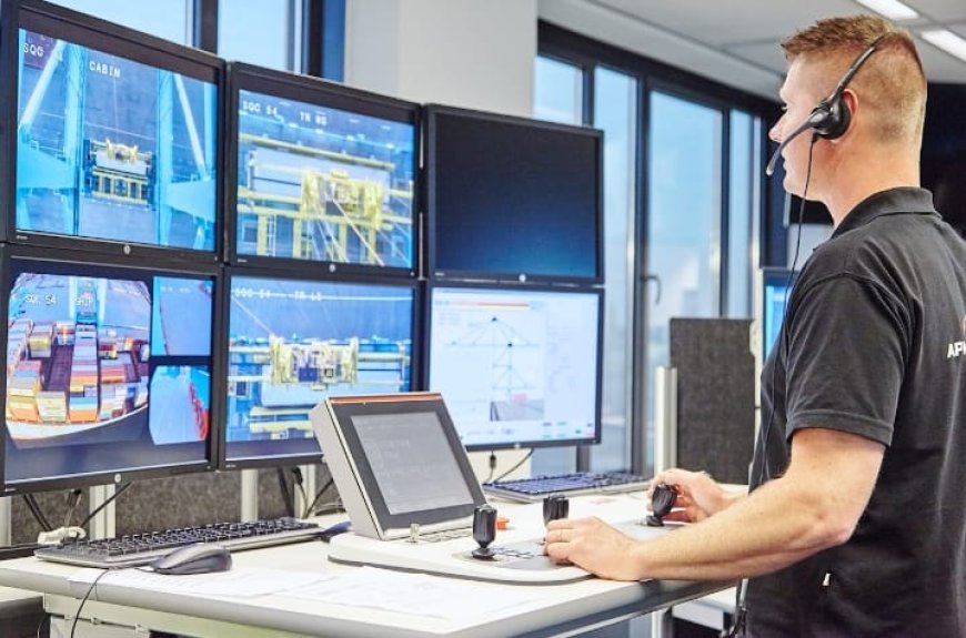 വിഴിഞ്ഞത്തിലെ ട്രാൻഷിപ്പ്മെന്റ്: തൊഴിലവസരങ്ങളുടെ സ്വപ്നമോ, ഹൈടെക് എഞ്ചിനീയറിങ്ങിന്റെ യാഥാർത്ഥ്യമോ?