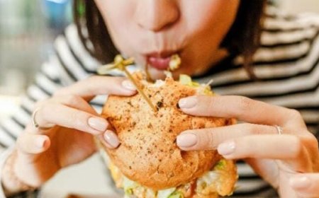 വയർ നിറഞ്ഞു, പക്ഷെ വിശപ്പ് മാറുന്നില്ലേ? അതിനു പിന്നിലെ കാരണം ഇതാവാം