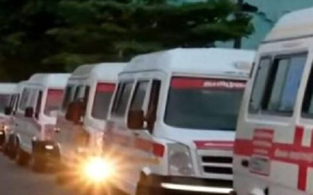 ചേതനയറ്റ് നാട്ടിലേക്ക്; മൃതദേ​​ഹങ്ങളുമായി ഒൻപത് ആംബുലൻസുകൾ മലപ്പുറത്തേക്ക്