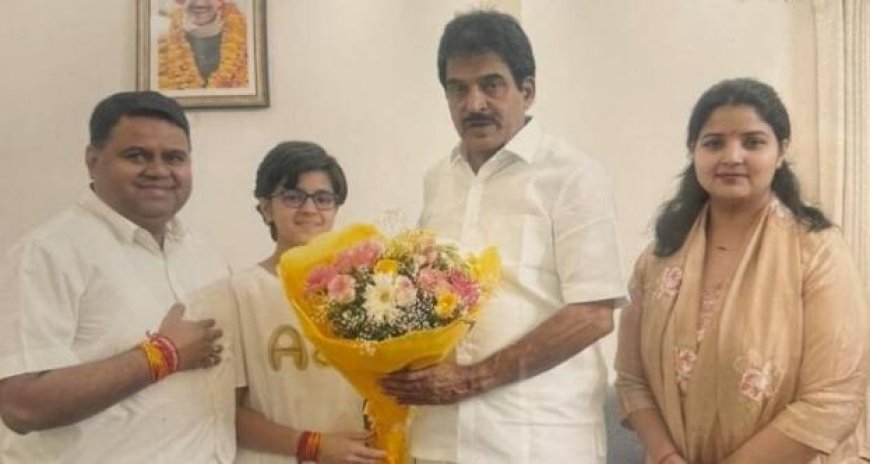 ഹരിയാന സീറ്റ് കോഴ; ഗൗരവ് കുമാറിനെ അറിയില്ലെന്ന കെസി വേണുഗോപാലിൻ്റെ വാദം പൊളിയുന്നു; ഇരുവരും ഒരുമിച്ചുള്ള ചിത്രങ്ങൾ പുറത്ത്