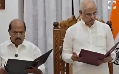 ജി സുധാകരൻ പ്രോട്ടേം സ്പീക്കറായി സത്യപ്രതിജ്ഞ ചെയ്തു