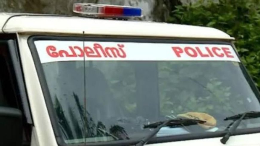 തിരുവനന്തപുരം വികാസ്ഭവൻ പൊലീസ് സ്റ്റേഷനിൽ പൊലീസുകാർ തമ്മിൽ കത്തിക്കുത്ത്
